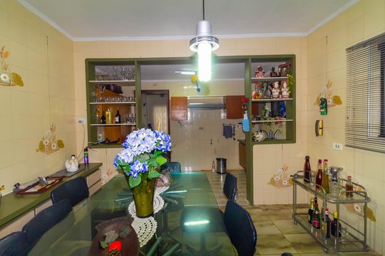 Cozinha de casa à venda com 3 quartos, 197m² em Vila Sao Domingos, São Paulo