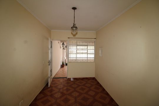 Sala de casa à venda com 3 quartos, 150m² em Chora Menino, São Paulo
