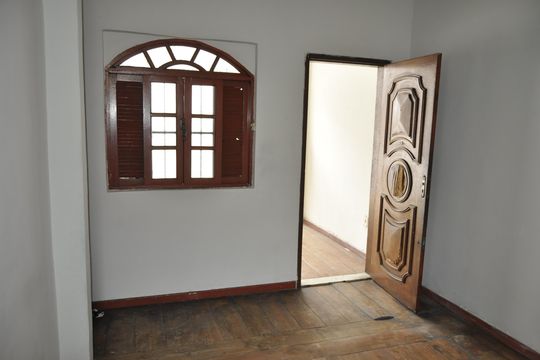 Casa à venda com 4 quartos, 250m² em Pilares, Rio de Janeiro