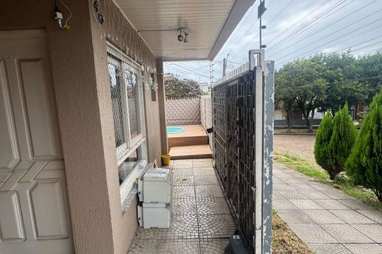 Casa à venda com 3 quartos, 160m² em Jardim Itu, Porto Alegre