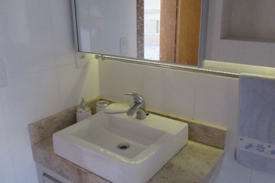 Bruno de casa à venda com 2 quartos, 122m² em Guarujá, Porto Alegre