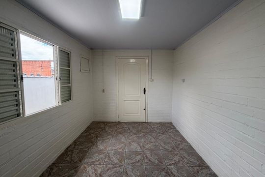 Casa à venda com 3 quartos, 200m² em Scharlau, São Leopoldo