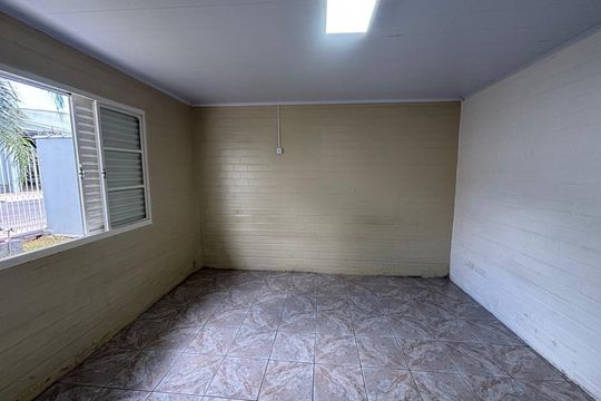Casa à venda com 3 quartos, 200m² em Scharlau, São Leopoldo