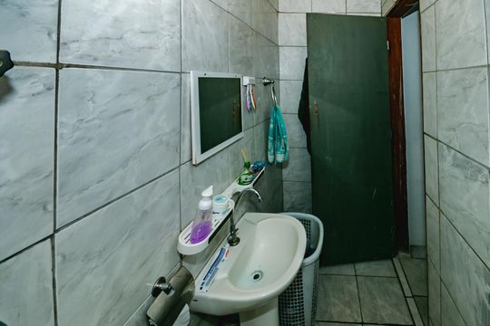Casa à venda com 4 quartos, 150m² em Nacional, Contagem