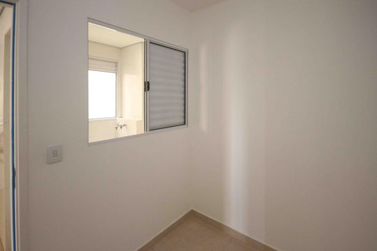 Quarto de apartamento para alugar com 2 quartos, 35m² em Cidade Mãe do Céu, São Paulo