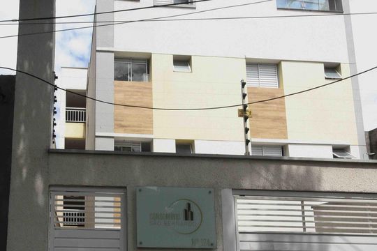 Fachada de apartamento para alugar com 2 quartos, 36m² em Cidade Mãe do Céu, São Paulo