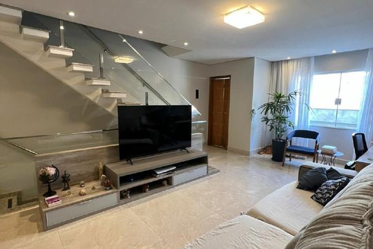 Casa à venda com 3 quartos, 87m² em Jardim Santo Antônio, Santo André