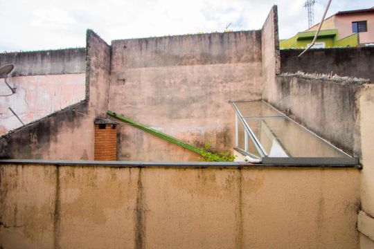 Vista do quarto 3 de casa à venda com 3 quartos, 178m² em Vila Mazzei, Santo André
