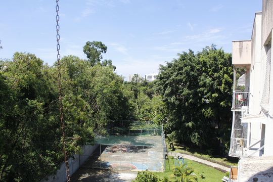 Vista da Sacada de apartamento à venda com 2 quartos, 59m² em Taquara, Rio de Janeiro