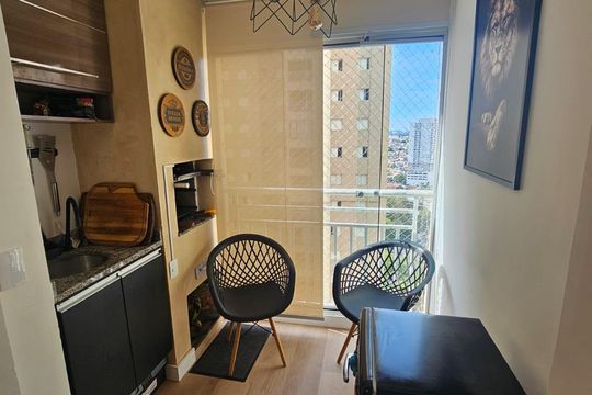 Apartamento à venda com 3 quartos, 74m² em Jardim Tupanci, Barueri
