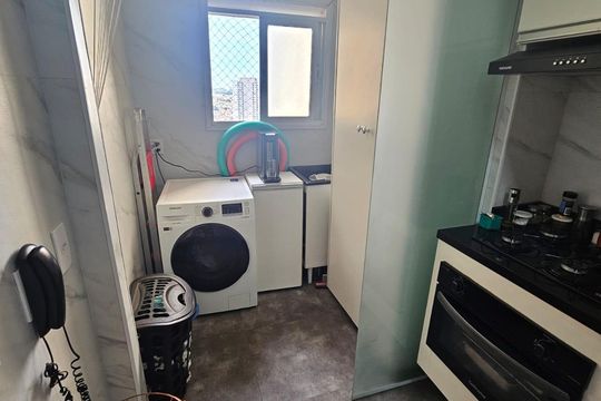 Apartamento à venda com 3 quartos, 74m² em Jardim Tupanci, Barueri