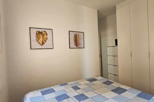 Apartamento à venda com 3 quartos, 74m² em Jardim Tupanci, Barueri