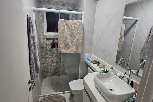 Apartamento à venda com 3 quartos, 74m² em Jardim Tupanci, Barueri