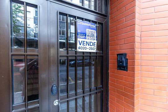 Plaquinha de apartamento à venda com 3 quartos, 104m² em Santa Cecilia, São Paulo
