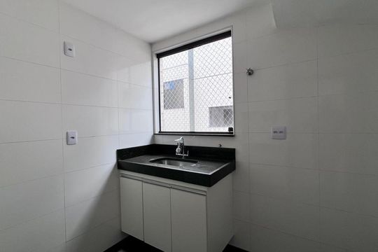 cozinha de apartamento para alugar com 3 quartos, 130m² em Monsenhor Messias, Belo Horizonte