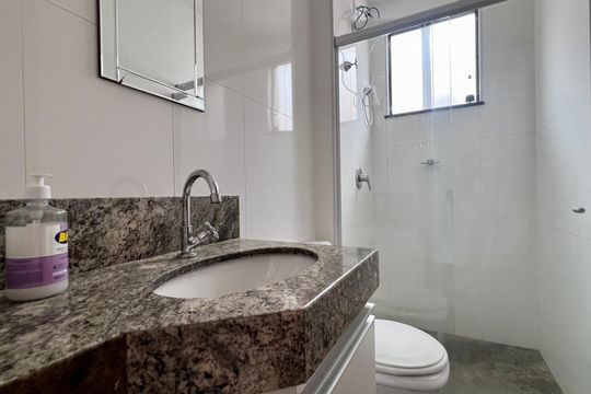 banho de apartamento para alugar com 3 quartos, 130m² em Monsenhor Messias, Belo Horizonte