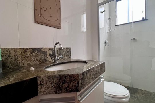banho de apartamento para alugar com 3 quartos, 130m² em Monsenhor Messias, Belo Horizonte