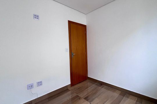 quarto  de apartamento para alugar com 3 quartos, 130m² em Monsenhor Messias, Belo Horizonte
