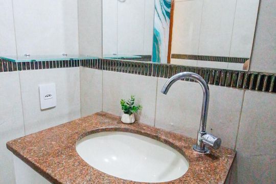 Banheiro de casa à venda com 2 quartos, 120m² em Campo Limpo, São Paulo