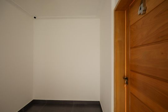 Hall do apto  de apartamento para alugar com 2 quartos, 50m² em Jardim Selma, São Paulo