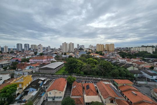 Vista  de apartamento à venda com 2 quartos, 75m² em Vila Galvão, Guarulhos