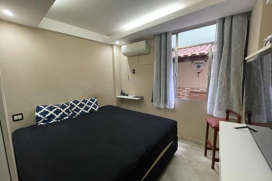 Quarto de apartamento para alugar com 3 quartos, 100m² em Jardim Guanabara, Rio de Janeiro