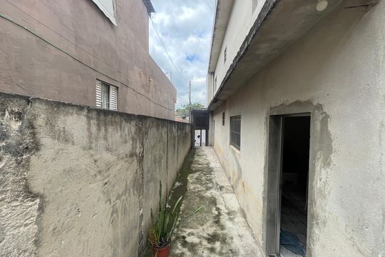 Quintal de casa para alugar com 3 quartos, 152m² em Jardim Leonor, Cotia
