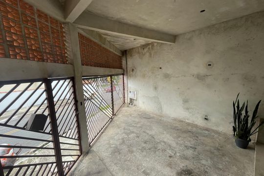 Garagem de casa para alugar com 3 quartos, 152m² em Jardim Leonor, Cotia