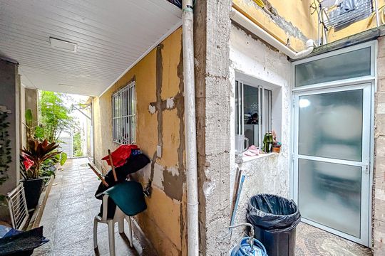 Área externa de casa à venda com 3 quartos, 240m² em Vila Bertioga, São Paulo