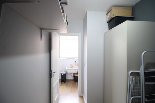 Quarto de Serviço de apartamento à venda com 3 quartos, 65m² em Navegantes, Porto Alegre