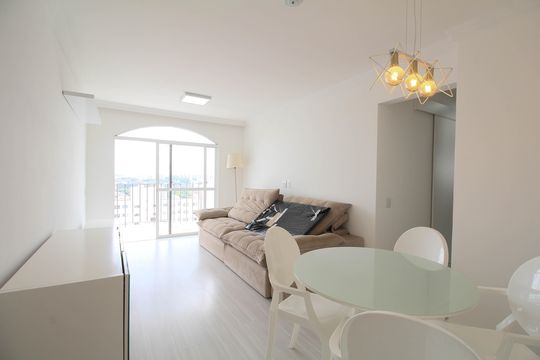 Apartamento para alugar com 2 quartos, 78m² em Vila Suzana, São Paulo
