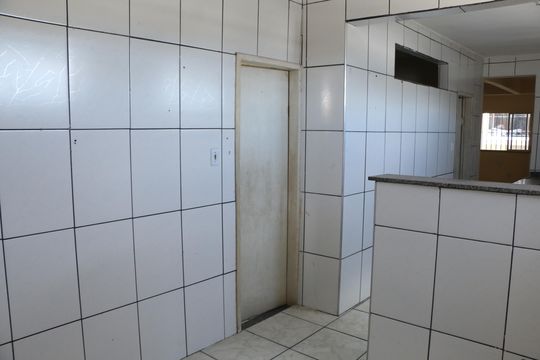 Cozinha de casa para alugar com 2 quartos, 60m² em Vila Sacra Família, Nova Iguaçu