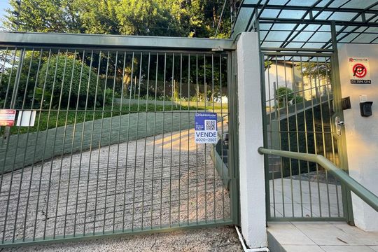 Placa Cod. KEFI-16 de apartamento à venda com 2 quartos, 64m² em Hamburgo Velho, Novo Hamburgo