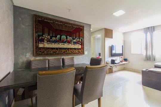 Apartamento à venda com 2 quartos, 47m² em Vila Carmosina, São Paulo