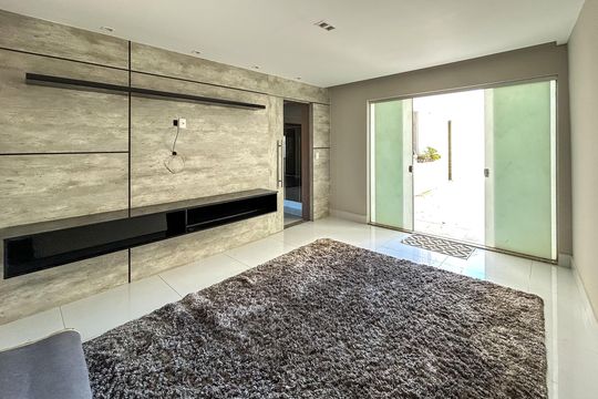 Apartamento à venda com 3 quartos, 300m² em Castelo, Belo Horizonte