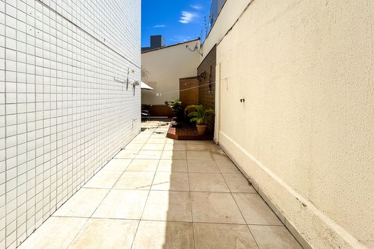 Apartamento à venda com 3 quartos, 300m² em Castelo, Belo Horizonte