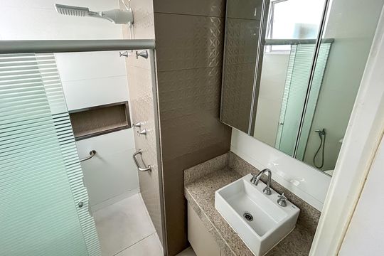 Apartamento à venda com 3 quartos, 300m² em Castelo, Belo Horizonte