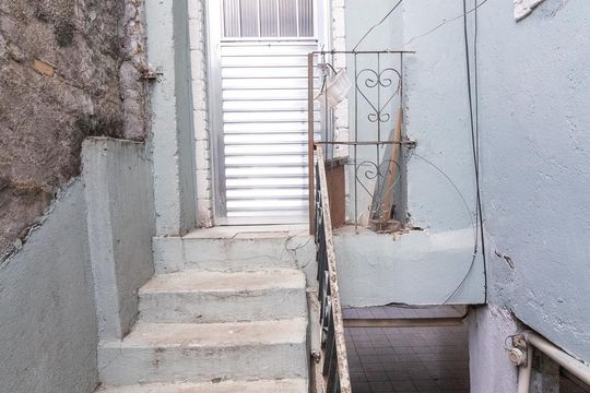 Entrada de casa para alugar com 2 quartos, 100m² em Chácara Cruzeiro do Sul, São Paulo