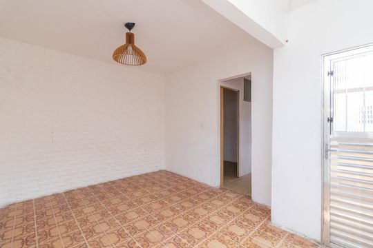 Casa para alugar com 2 quartos, 100m² em Chácara Cruzeiro do Sul, São Paulo