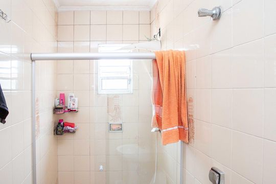 Banheiro Casa 2 de casa à venda com 4 quartos, 253m² em Campanário, Diadema