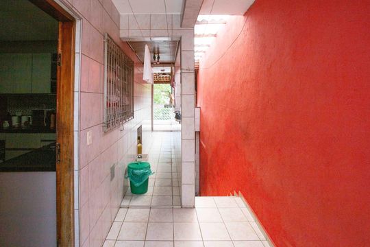 Quintal de casa à venda com 4 quartos, 253m² em Campanário, Diadema