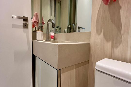Lavabo de apartamento à venda com 3 quartos, 185m² em Cambuí, Campinas