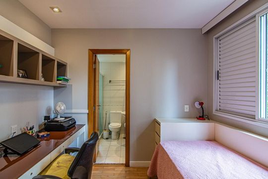 Quarto 2 de apartamento à venda com 3 quartos, 146m² em Itaim Bibi, São Paulo