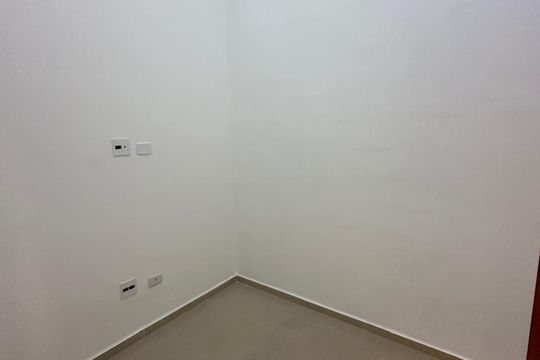 Casa à venda com 3 quartos, 178m² em Vila Curuçá, Santo André