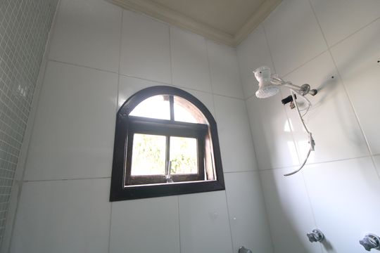 Banheiro de casa à venda com 3 quartos, 327m² em Jardim Itapura, São Paulo