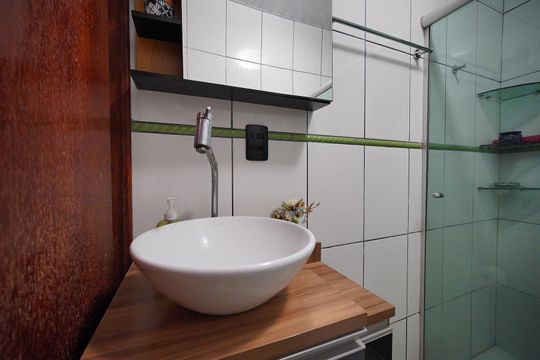 Banheiro de casa para alugar com 2 quartos, 100m² em São João do Rio Vermelho, Florianópolis