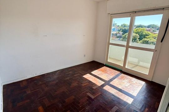Quarto de apartamento à venda com 1 quarto, 48m² em Bom Jesus, Porto Alegre
