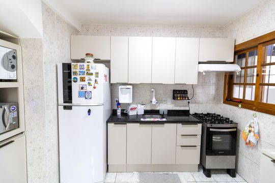 Cozinha de casa à venda com 2 quartos, 189m² em Hípica, Porto Alegre