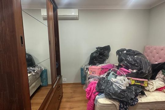 Quarto de casa à venda com 3 quartos, 250m² em Jardim do Luar (fazendinha), Santana de Parnaíba