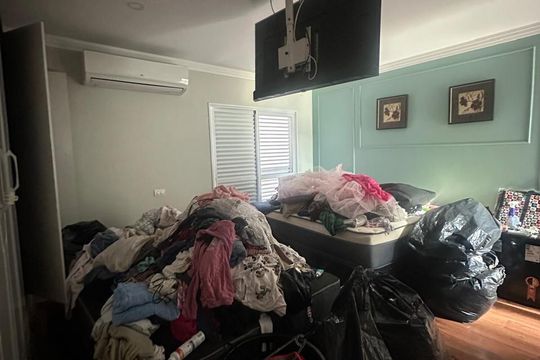 Quarto de casa à venda com 3 quartos, 250m² em Jardim do Luar (fazendinha), Santana de Parnaíba